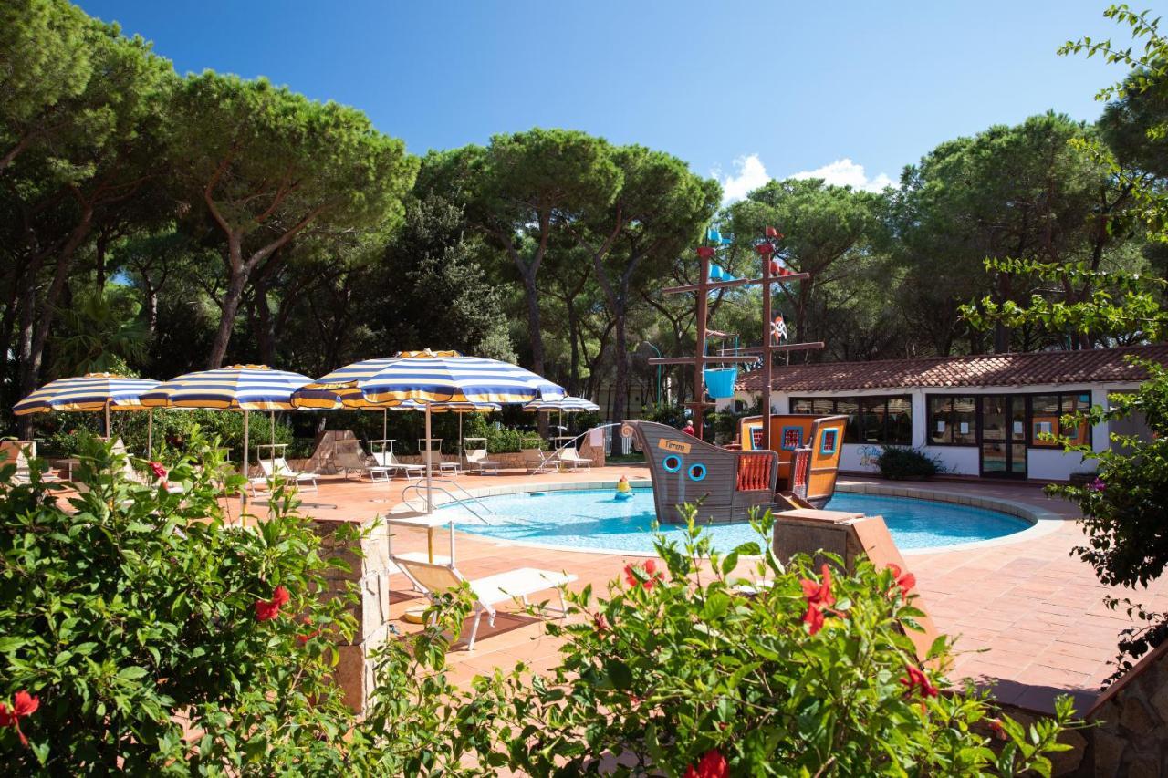 Tirreno Resort Кала-Либеротто Экстерьер фото